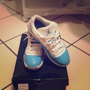 “Columbia Blue” Air Jordan 11 low
